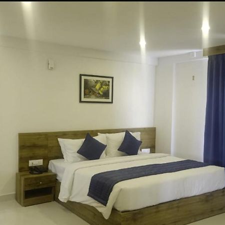 Fly Inn Devanahalli Bagian luar foto